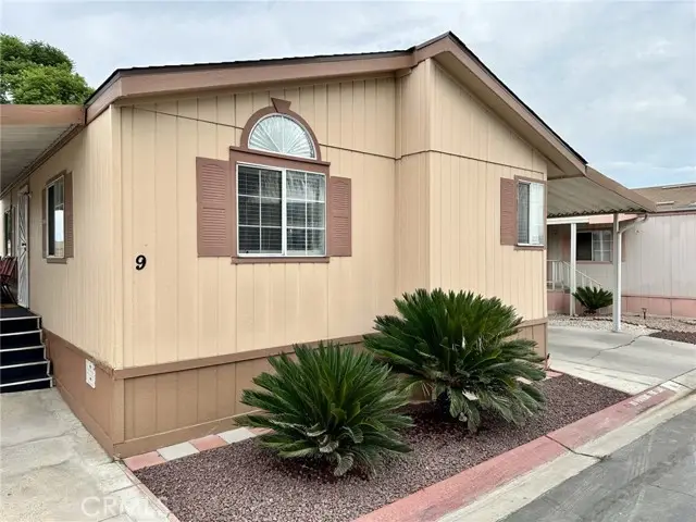 1855 E Riverside Drive #9, Ontario, CA 91761 - Image #1