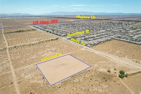 19 Holly Road, Adelanto, CA 92301