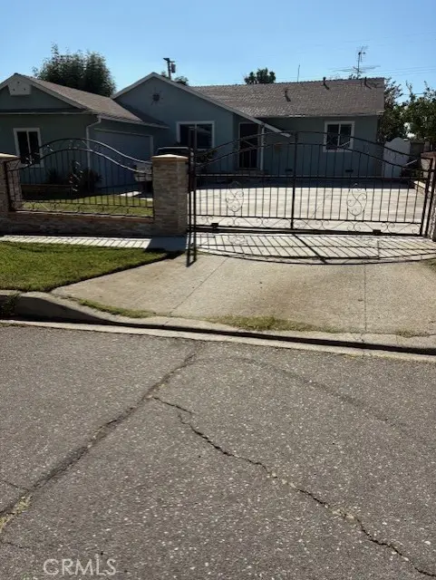 595 Juniper Avenue, Upland, CA 91786