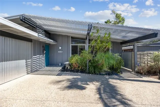 662 Rapallo Avenue, San Pedro, CA 90732 - Image #3