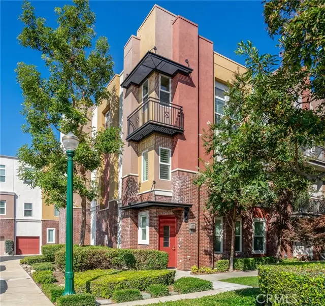 630 W 1st Street, Claremont, CA 91711 - Image #1