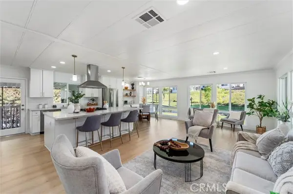 24001 Muirlands Boulevard #329, Lake Forest (el Toro), CA 92630