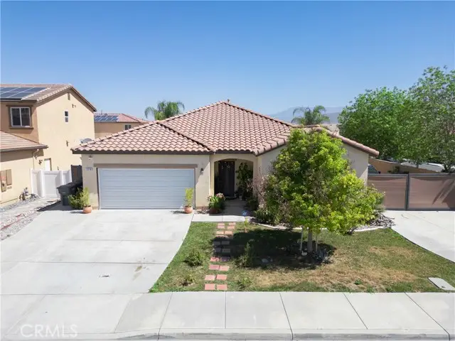 2219 Albatross Way, San Jacinto, CA 92582 - Image #1