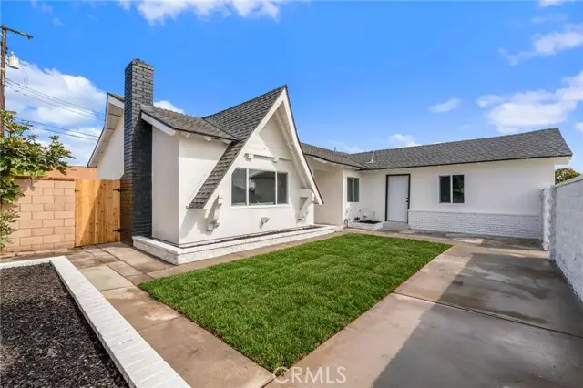 8171 Holland Drive, Huntington Beach, CA 92647 - Image #2