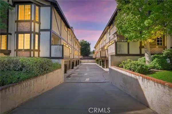 29 S Vinedo Avenue #4, Pasadena, CA 91107