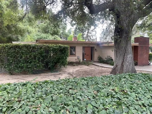 584 W 9th, Claremont, CA 91711 - Image #2