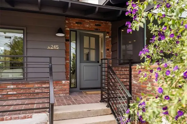 245 W Laurel, Sierra Madre, CA 91024 - Image #2