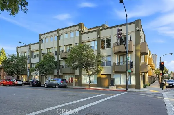 80 N Raymond Avenue #212, Pasadena, CA 91103