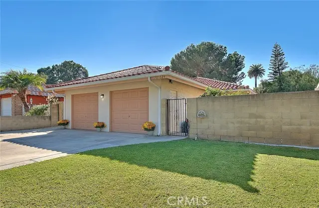 620 S Grand Street, Orange, CA 92866 - Image #3