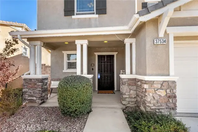37534 Ebony Drive, Palmdale, CA 93551 - Image #2
