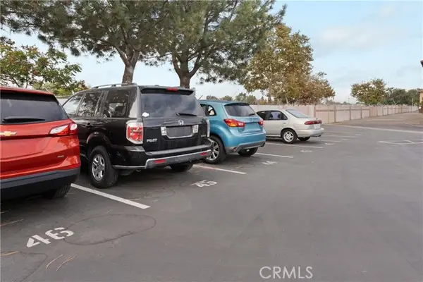 1602 N King Street #J1, Santa Ana, CA 92706