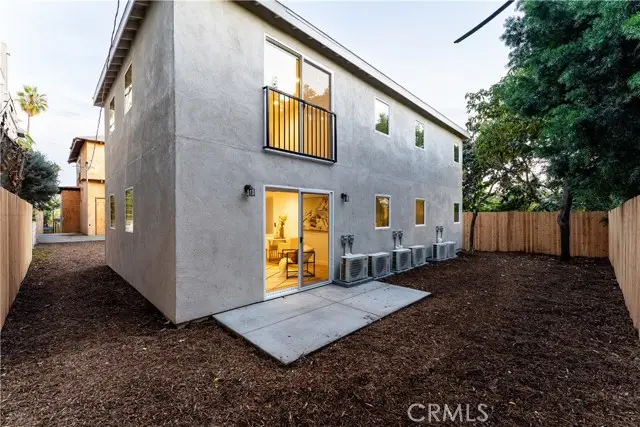 1189 Crenshaw Boulevard, Los Angeles, CA 90019 - Image #1