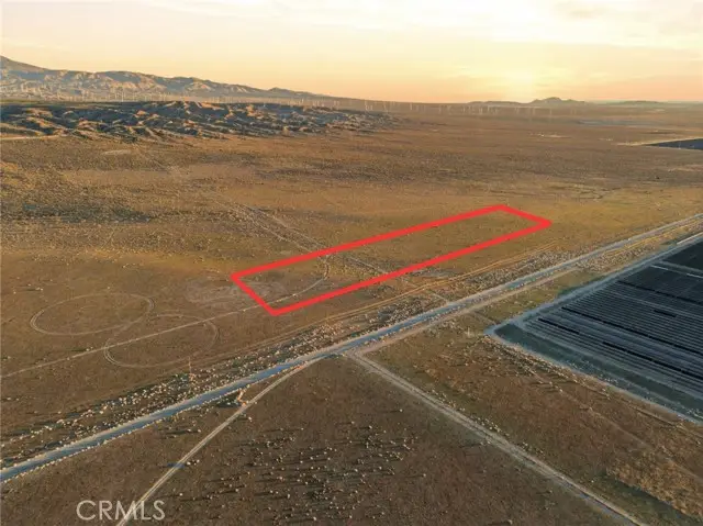 19601 Patterson Rd, East Kern, CA 93536 - Image #2