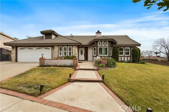 2062 Havenhurst Way, Upland, CA 91784 - Image #2