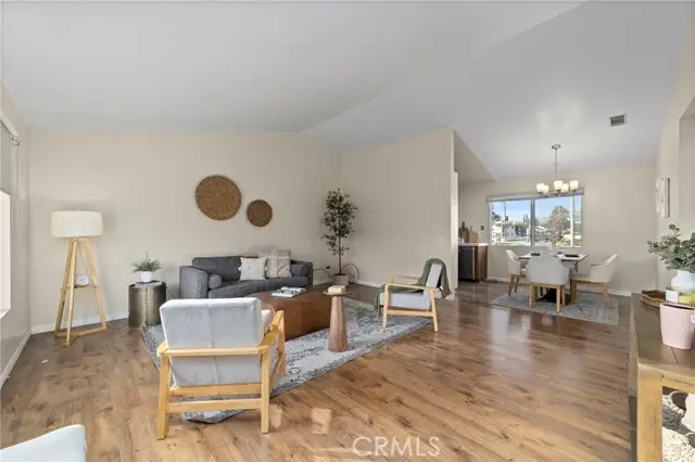 824 N Pasadena Avenue #31, Azusa, CA 91702 - Image #2