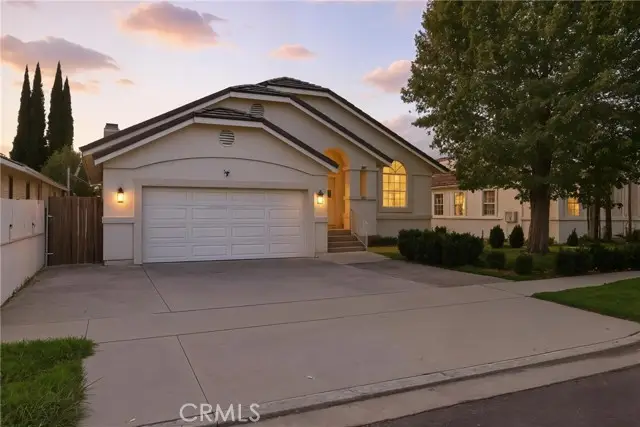 15727 Virginia Avenue, Paramount, CA 90723 - Image #3