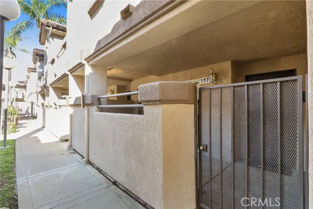 1215 N San Gabriel #107, Azusa, CA 91702 - Image #2