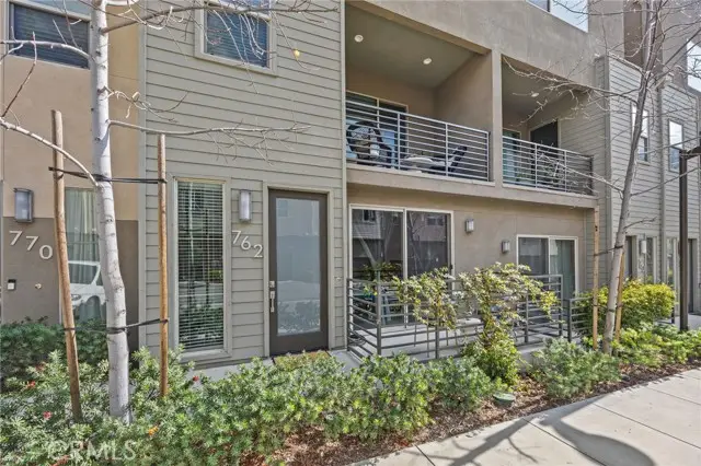 762 Chandler Walk, Upland, CA 91786 - Image #2