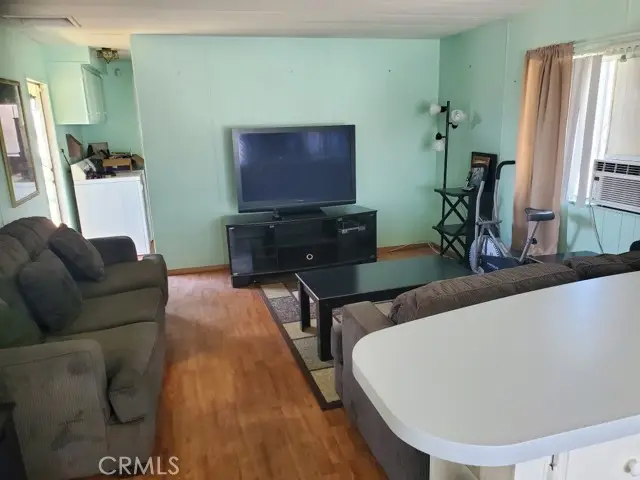 1349 W 135th Street, Gardena, CA 90247 - Image #2