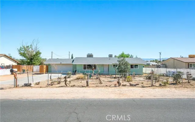 13041 Algonquin Road, Apple Valley, CA 92308 - Image #2