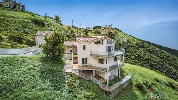 2501 Barrymore Drive, Malibu, CA 90265