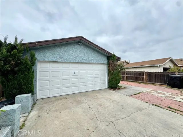7039 Denver Avenue, Los Angeles, CA 90044 - Image #3