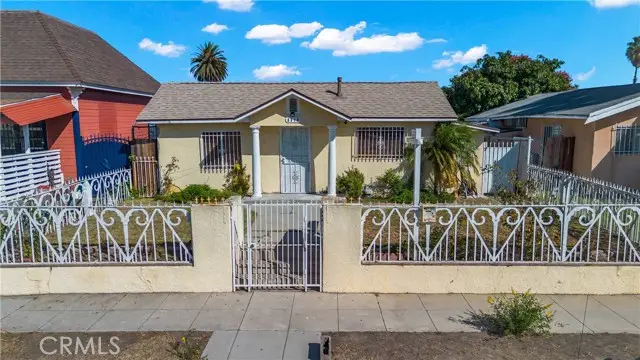 8810 Menlo Avenue, Los Angeles, CA 90044 - Image #1