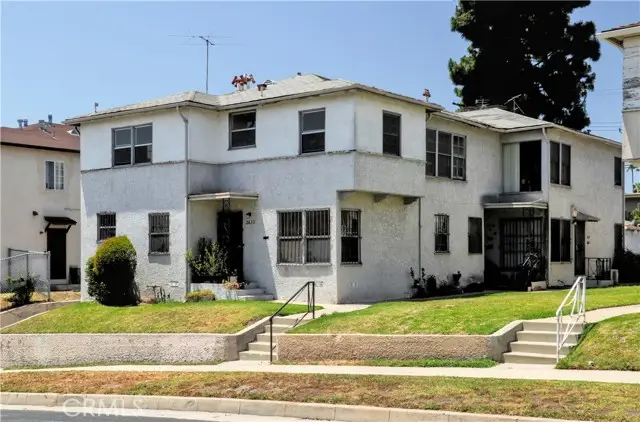 2633 7th Avenue Avenue, Los Angeles, CA 90018 - Image #1