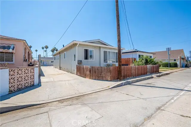 1627 Broad Avenue, Wilmington, CA 90744 - Image #2