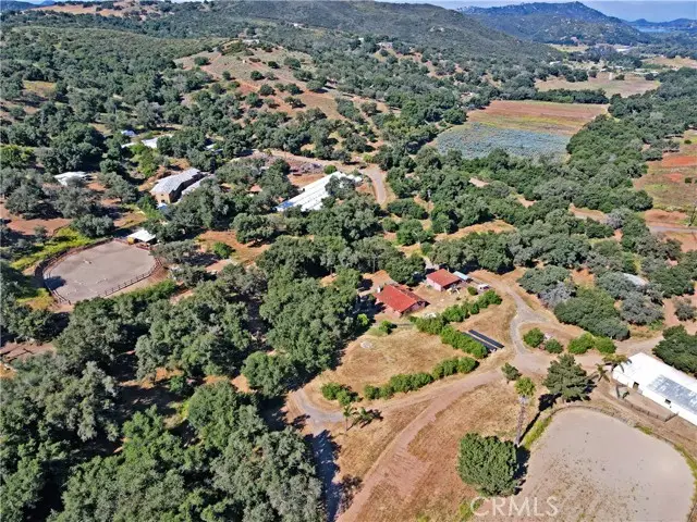 17825 Bear Valley Lane, Escondido, CA 92027 - Image #3