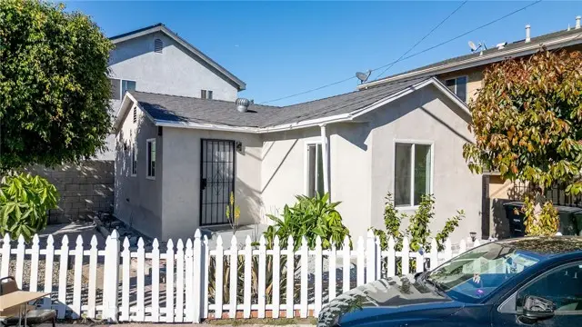 10013 Flora Vista, Bellflower, CA 90706 - Image #1