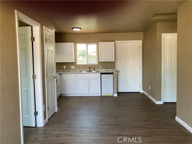 209 S Magnolia, Farmersville, CA 93223 - #3