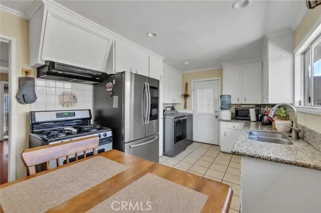 10246 Parkinson, Whittier, CA 90605 - Image #3