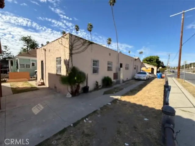 428 W 69th Street, Los Angeles, CA 90003 - Image #3