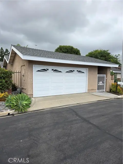 2123 Barclay, Santa Ana, CA 92701 - Image #2