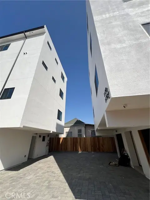 1128 Ardmore, Los Angeles, CA 90006 - Image #2