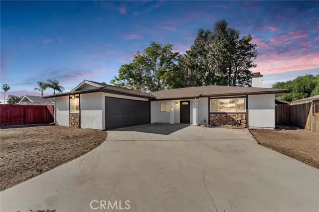 717 Carol Way, Hemet, CA 92543 - Image #1