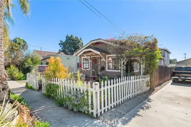 4240 E 15th, Long Beach, CA 90804 - #3