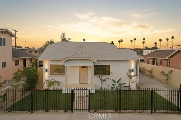 1111 W 98th Street, Los Angeles, CA 90044