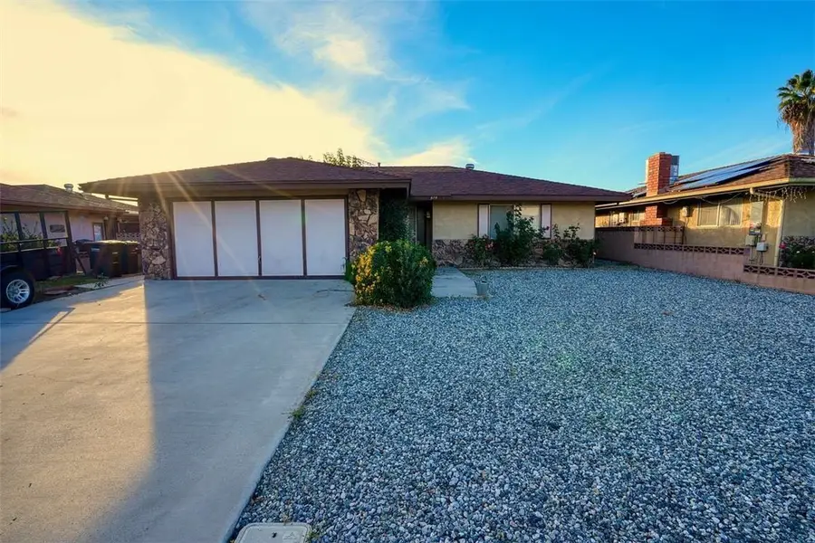 975 Malaga Place, Hemet, CA 92543 - Image #3