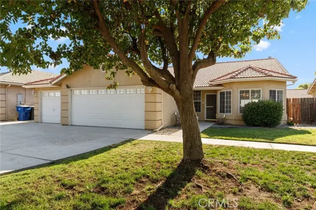 525 Mallard Avenue, Lemoore, CA 93245 - Image #1