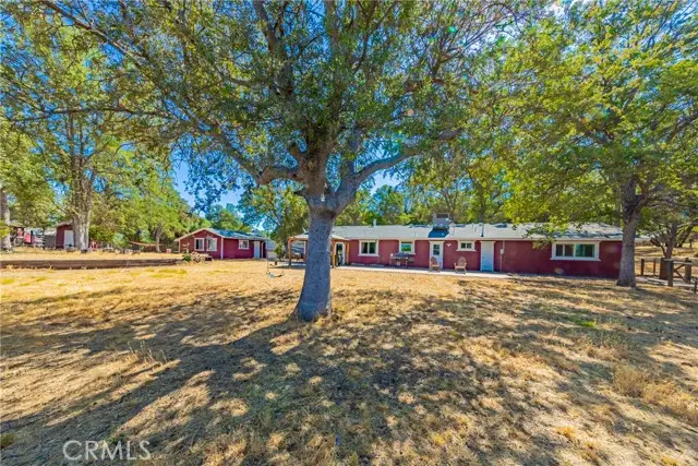 47165 Modoc Road, Coarsegold, CA 93614 - Image #2