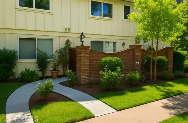 5090 N Roosevelt #11, Fresno, CA 93704 - Image #2
