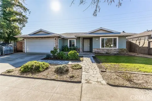 5840 E Illinois Avenue, Fresno, CA 93727