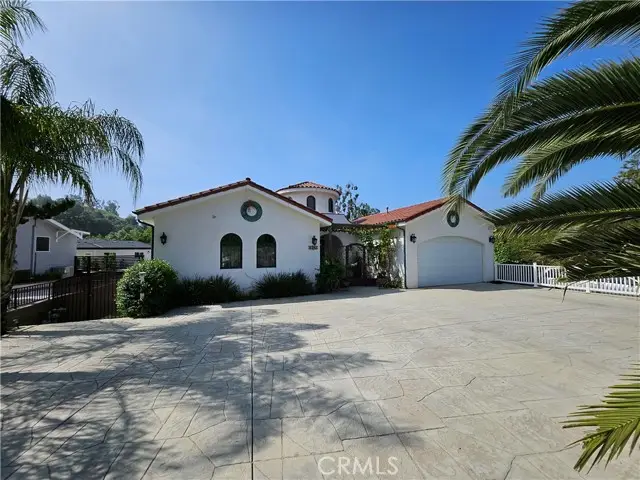 9740 La Canada Way, Sunland, CA 91040 - Image #3