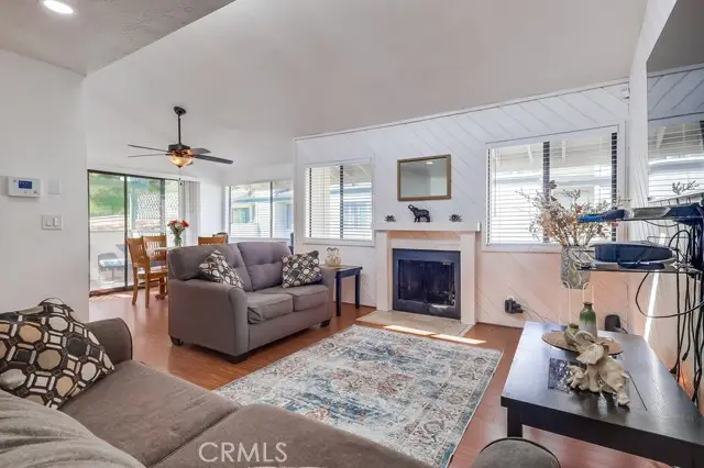 10435 Newhome Avenue #7, Sunland, CA 91040 - Image #3