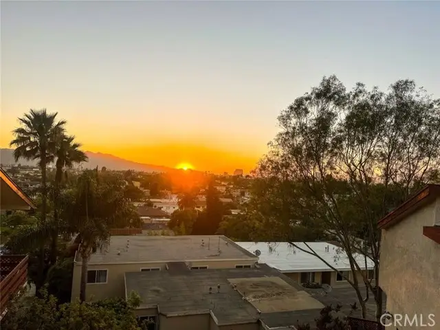 1523 E Windsor Road #209A, Glendale, CA 91205 - Image #1