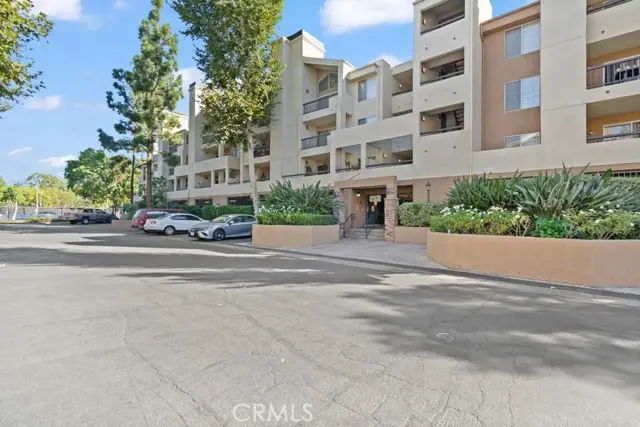 5515 Canoga Avenue #321, Woodland Hills, CA 91367 - Image #2