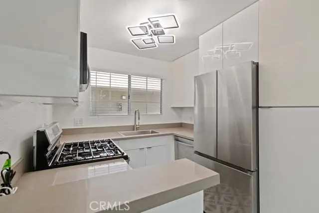 5515 Canoga Avenue #321, Woodland Hills, CA 91367 - Image #3