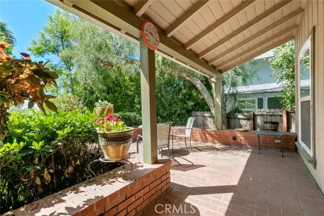 545 Spencer, Glendale, CA 91202 - Image #2